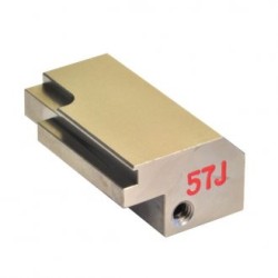 Futura 57J Clamp Part D746467ZB - 