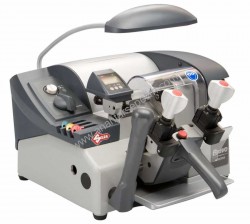 Silca - Silca Bravo Maxima Key Cutting Machine D832440ZB